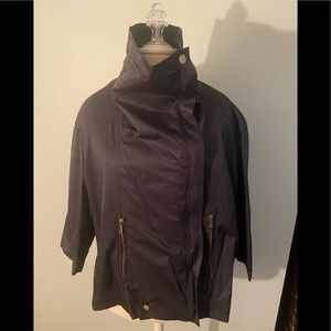 Short 3/4 sleeve Jacket